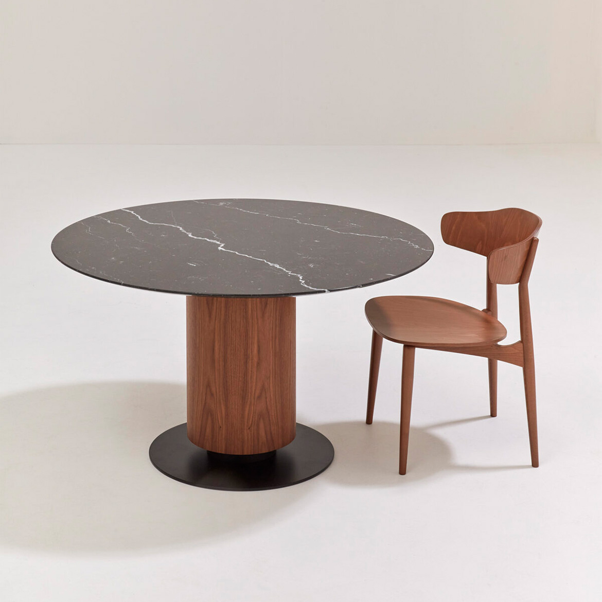 Colonna 609 asztal