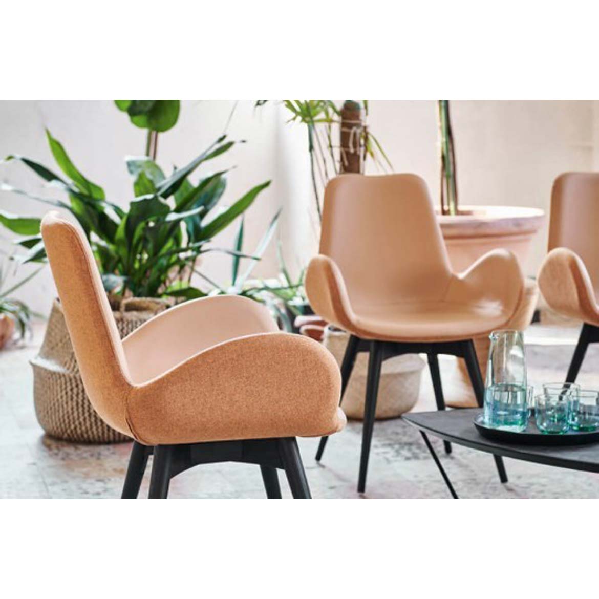Dalia 202 armchair