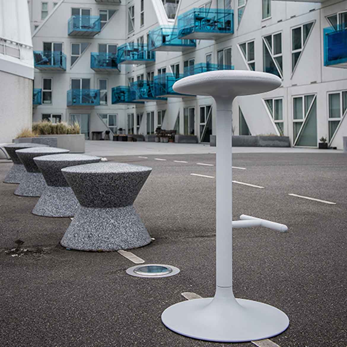 Flink 302 barstool