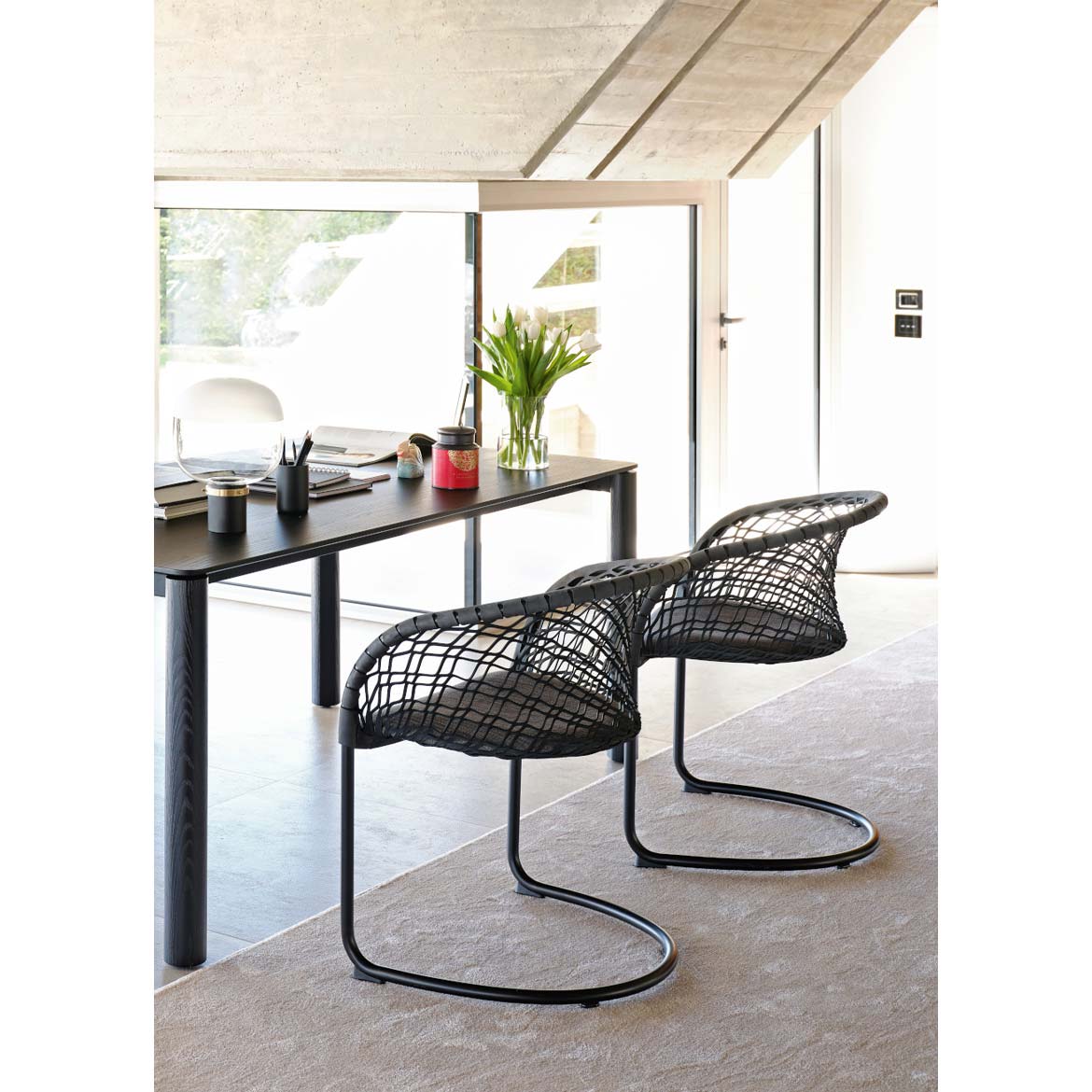 P47 202 armchair