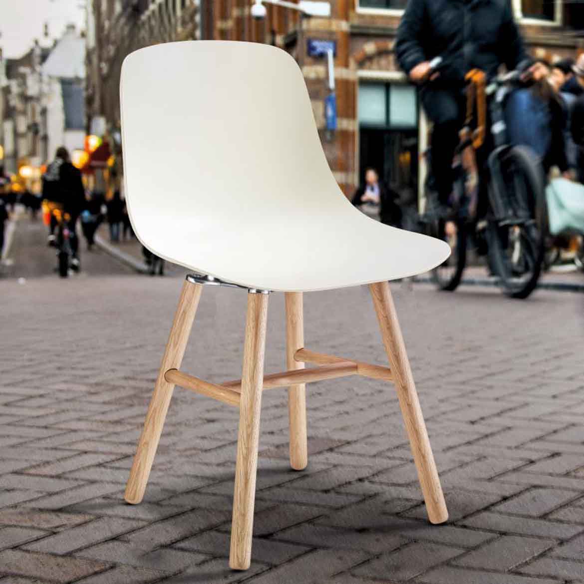 Pure loop 103 chair