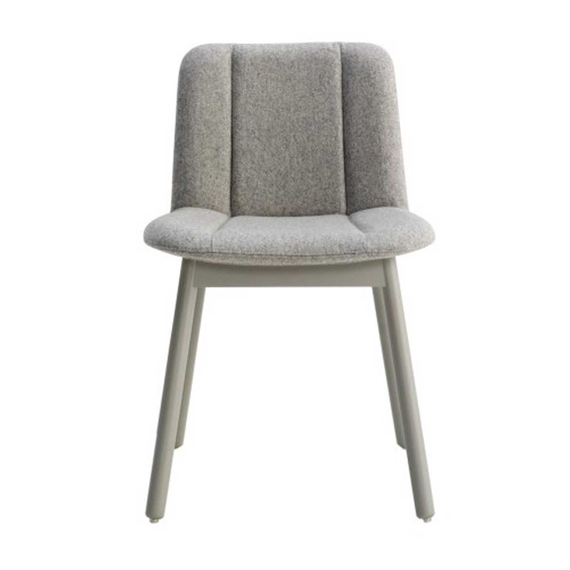 Lakkozott vagy laminált tömör bükkfa keret széles szín választékból. Kárpitozott ülés , széles textil választékból.