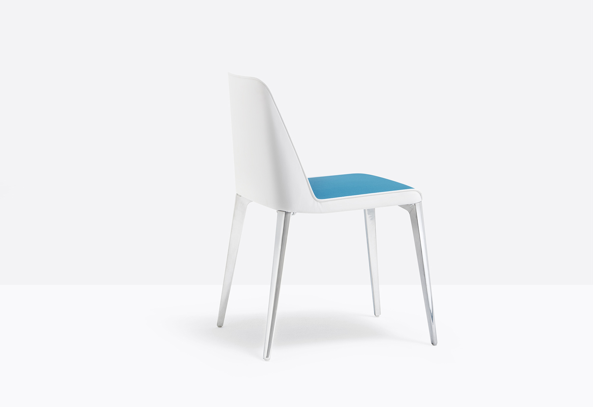 Laja 102 chair 