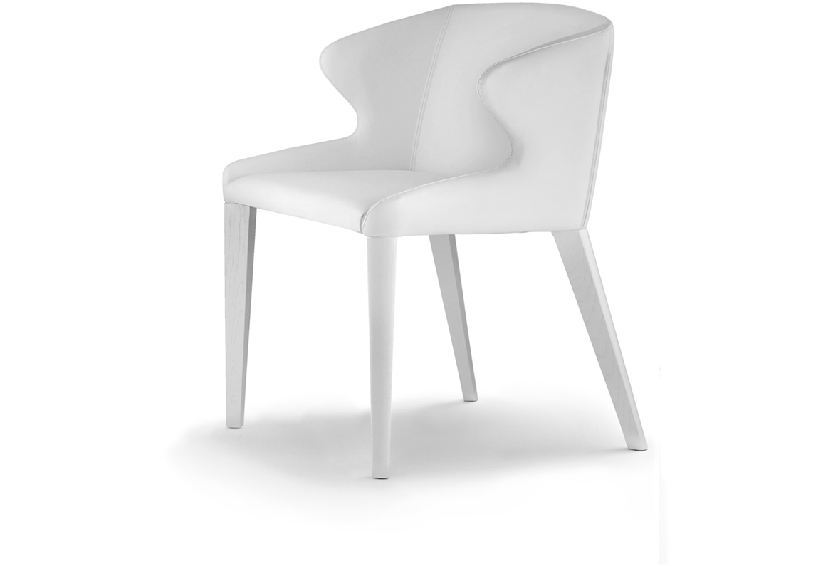 Leila 681 armchair 