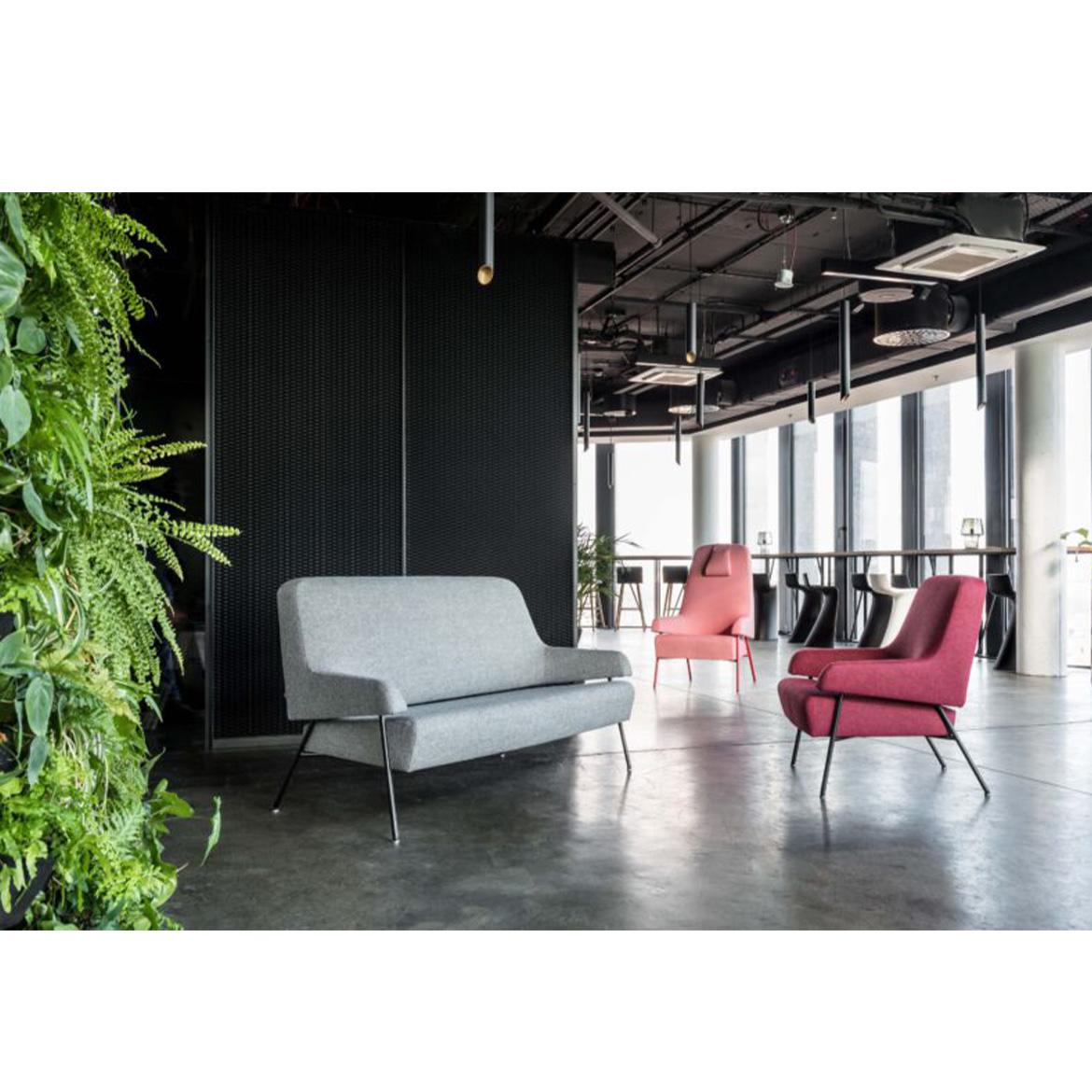 Gap 402 armchair